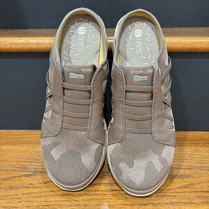 Bzees Golden Mule Washable Mules